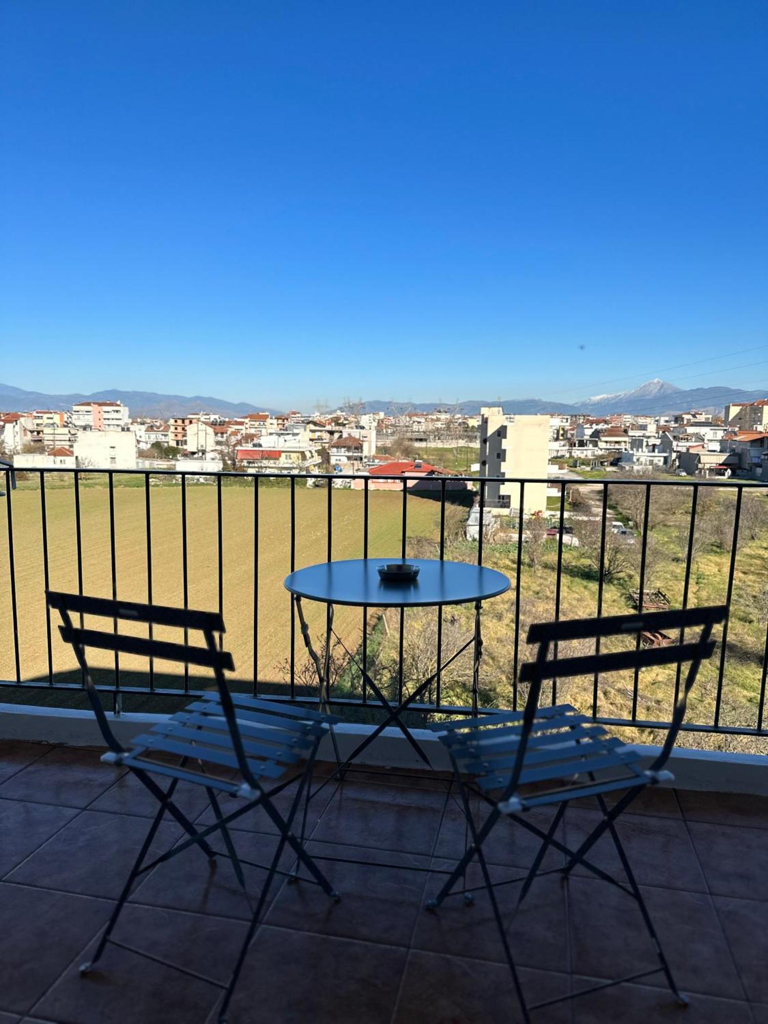 Νεάπολη Apartment ลาริซา ภายนอก รูปภาพ