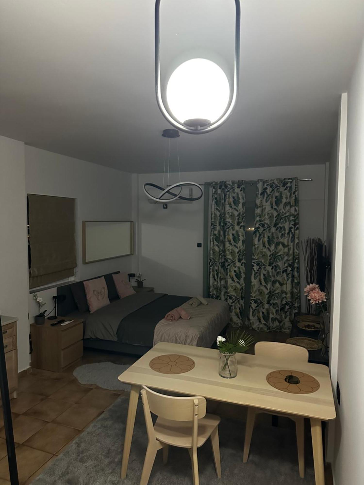 Νεάπολη Apartment ลาริซา ภายนอก รูปภาพ