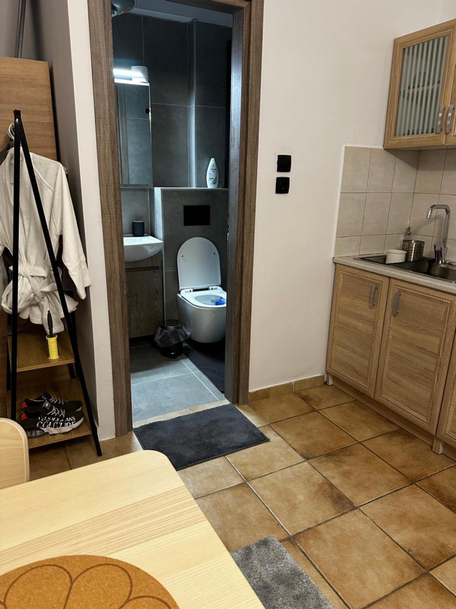 Νεάπολη Apartment ลาริซา ภายนอก รูปภาพ