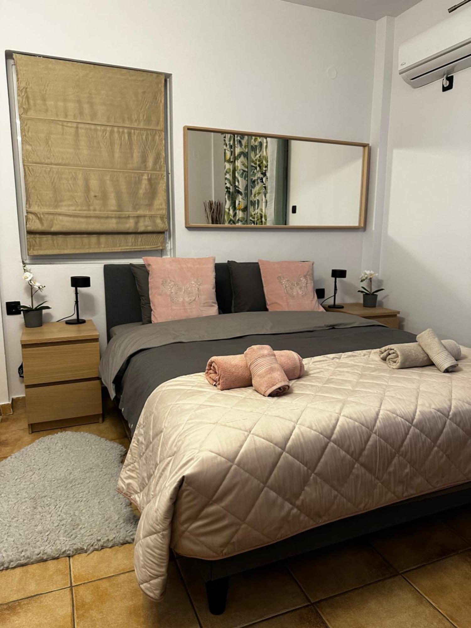 Νεάπολη Apartment ลาริซา ภายนอก รูปภาพ