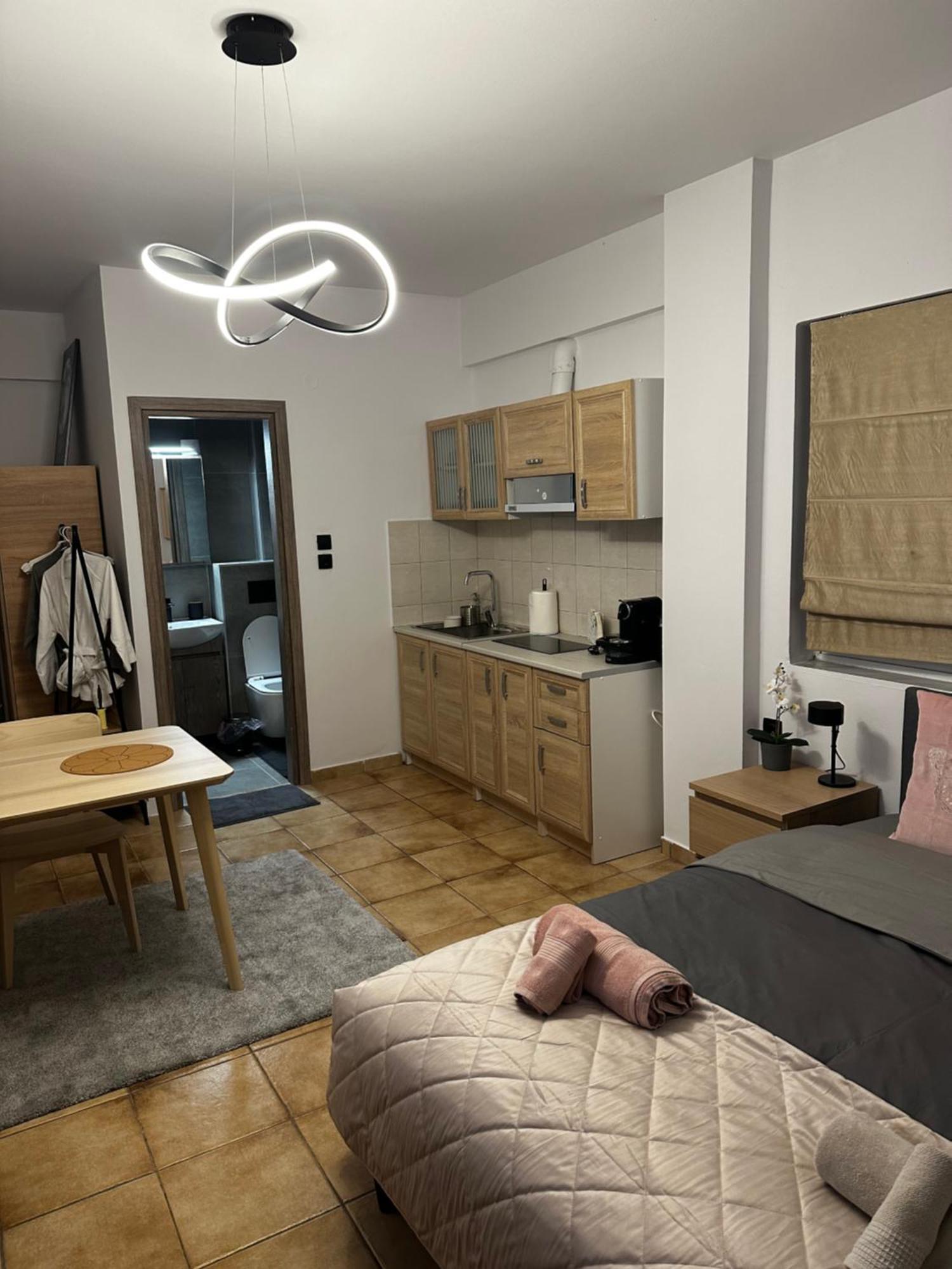 Νεάπολη Apartment ลาริซา ภายนอก รูปภาพ